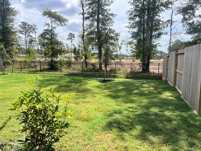 Building Photo - 8306 Boundary Waters Dr