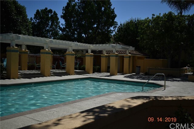 Building Photo - 1 Alicante Aisle