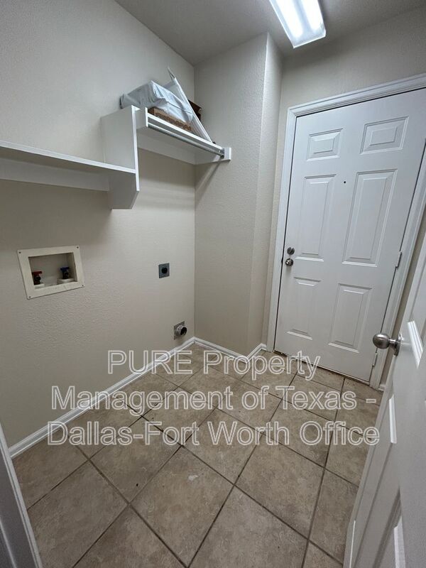 Building Photo - 625 Spanish Oak Ct