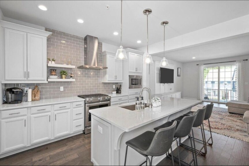 Building Photo - 2131 Westcott Ln