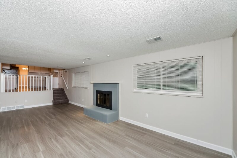 Building Photo - 9540 Meade St