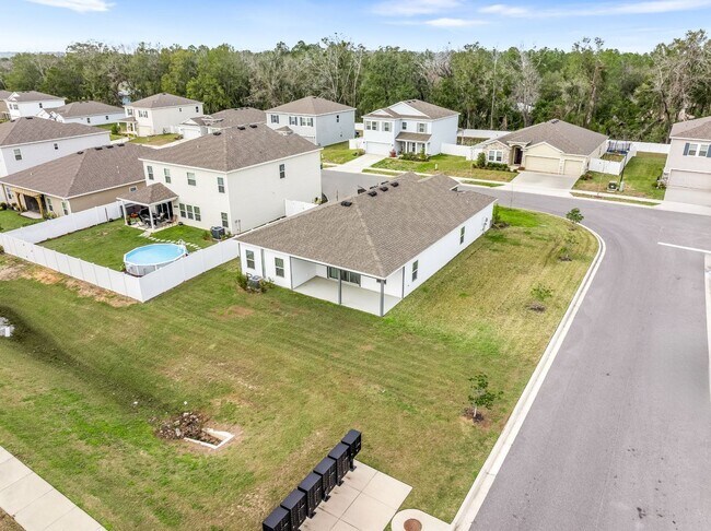 Building Photo - Immaculate 4-Bedroom, 2.5-Bath Home
