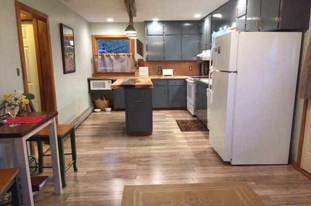 Kitchen - 1225 Becky Mountain Road