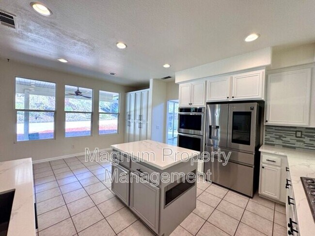 Building Photo - 23394 Blue Gardenia Ln