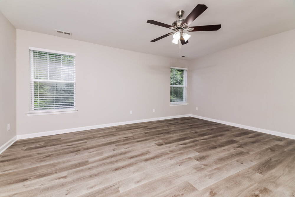 Building Photo - 3501 Pinkham Way