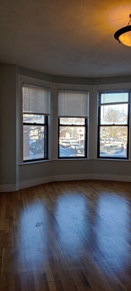 Building Photo - 308 Washington St