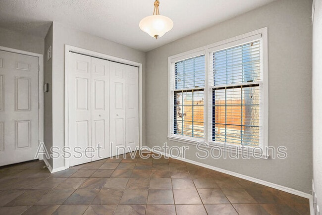 Building Photo - 11109 Delmar Ct
