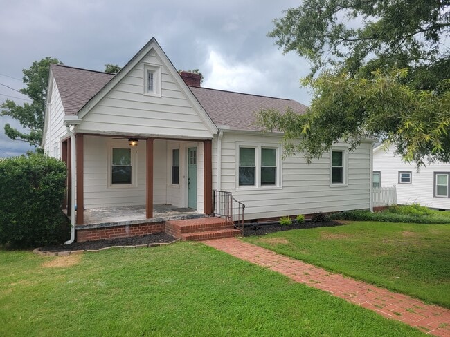 Building Photo - 81 1st Ave