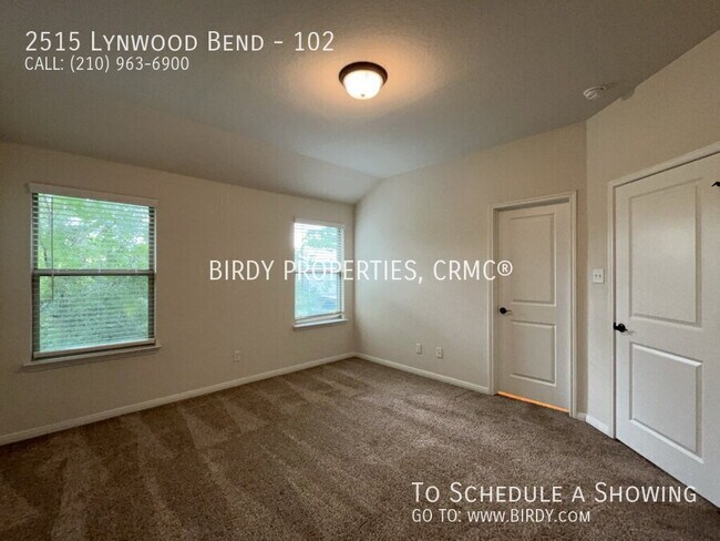 Building Photo - 2515 Lynwood Bnd