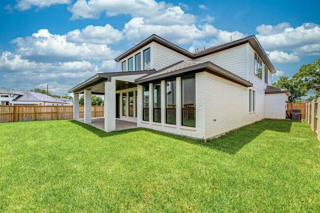 Building Photo - 10902 Overlook Pt Dr