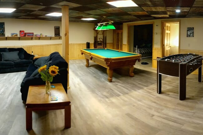 Building Photo - 66 Paquette Dr