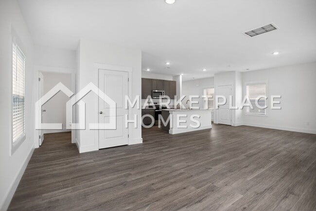 Building Photo - 346 Alta Tree Blvd