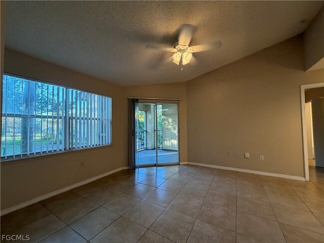 Building Photo - 12561 Equestrian Cir