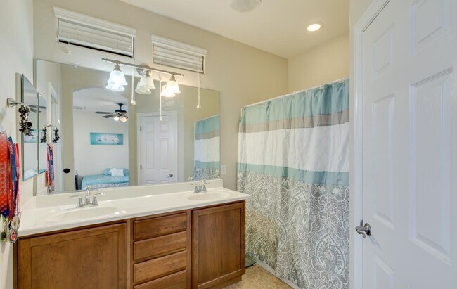 Building Photo - 14586 W Port Au Prince Ln