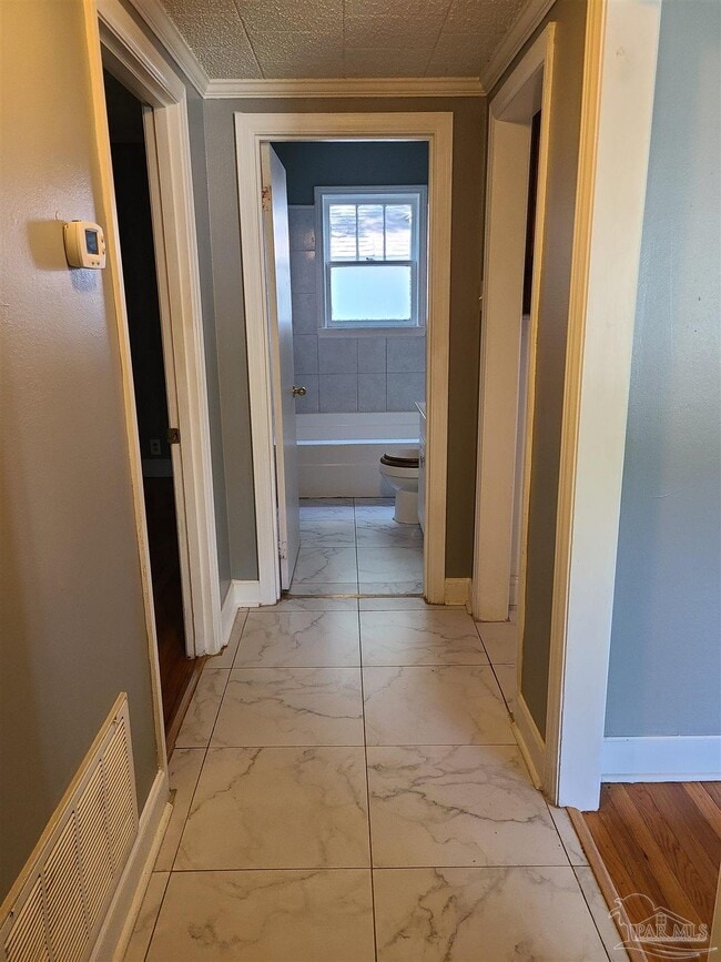 Building Photo - 1821 W Gregory St