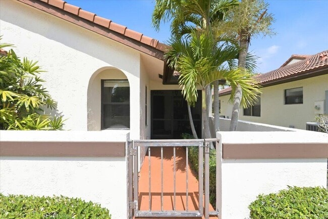 Building Photo - 21583 Villa Nova Dr
