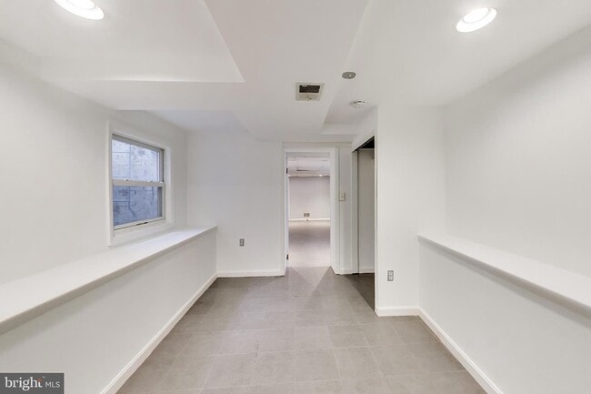 Building Photo - 5138 Nebraska Ave NW