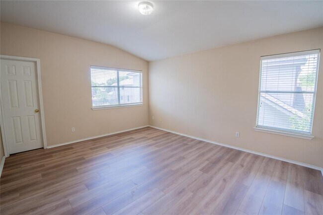 Building Photo - 14509 Mowsbury Dr