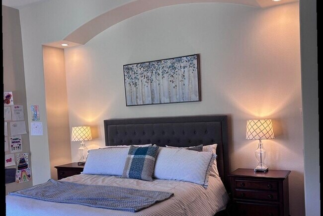 Building Photo - 90 Clavel Ct
