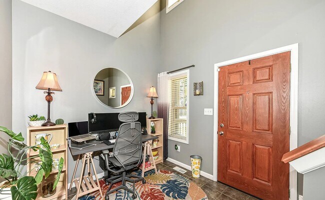 Building Photo - 2241 N Scioto St