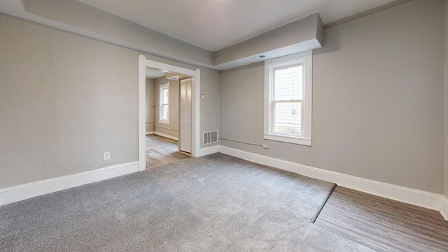 Building Photo - Old Brooklyn Area - 3 Bedroom Single Famil...