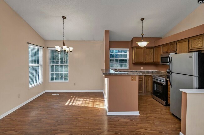 Building Photo - 100 Woodspur Rd