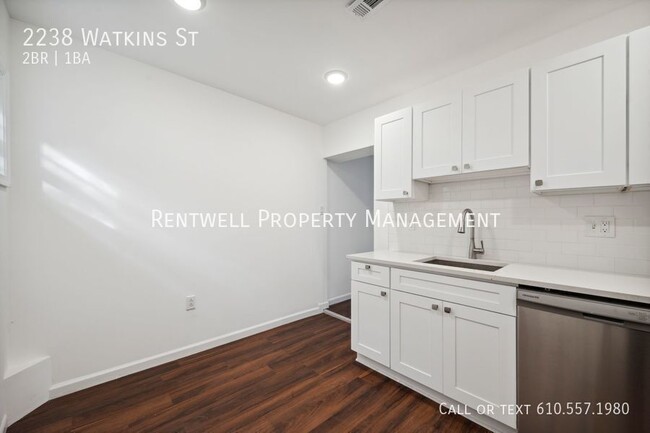 Building Photo - 2238 Watkins St