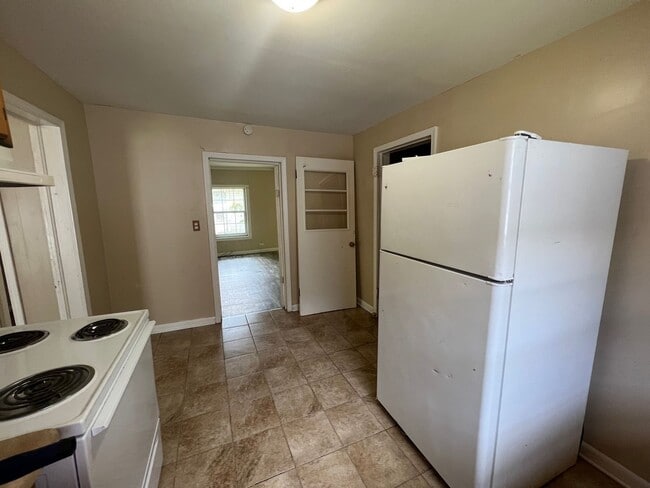 Building Photo - 3 bedroom 1 bathroom home in West Tuscaloosa