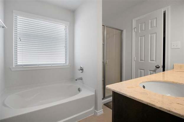 Building Photo - 2521 Weatherford Heights Dr