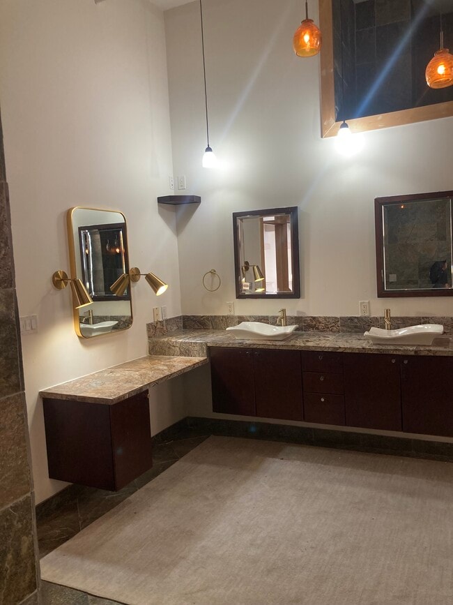 Building Photo - 4500 Olive St