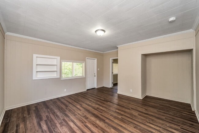 Building Photo - Fully Renovated 2BR Home in Dora, AL — Mod...