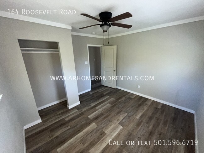 Building Photo - 164 Roosevelt Rd
