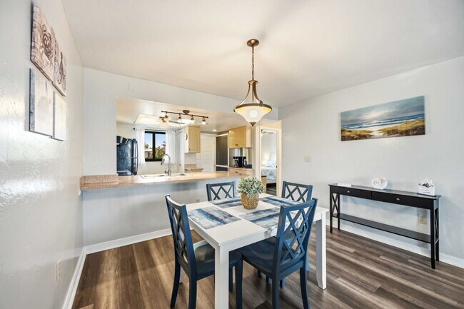 Building Photo - "Charming 2-Bed, 2-Bath Villa in Lake Shore Condominiums"