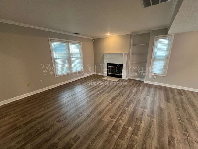 Building Photo - 2611 N Delaware St