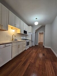 Building Photo - Princeton Pl NW