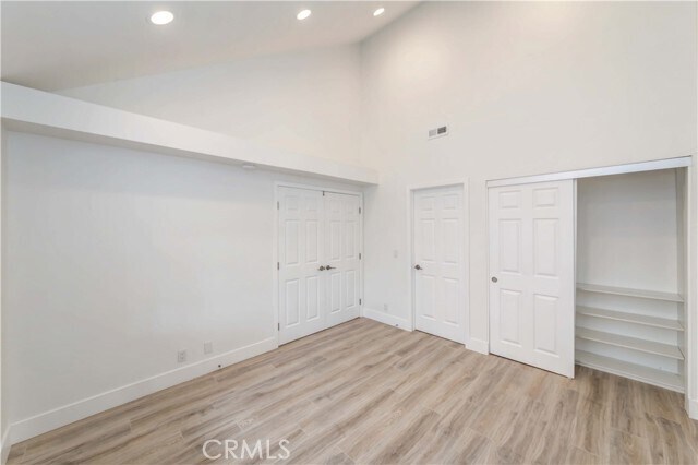 Building Photo - 941 W Carson St