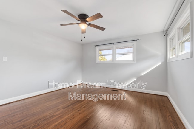 Building Photo - 354 Berry St