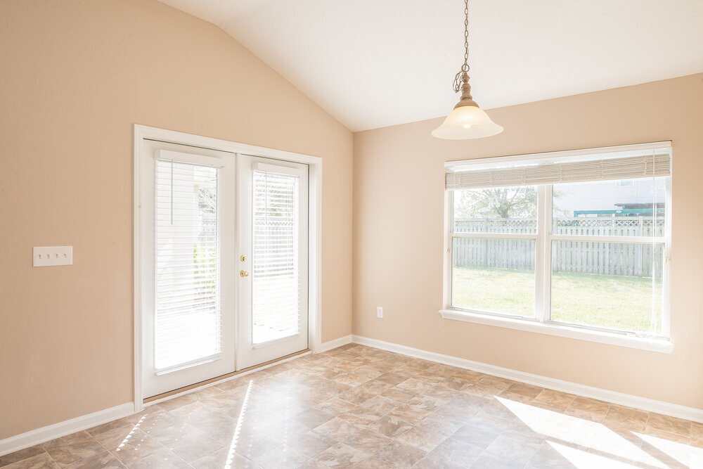 Building Photo - 744 Flowers St