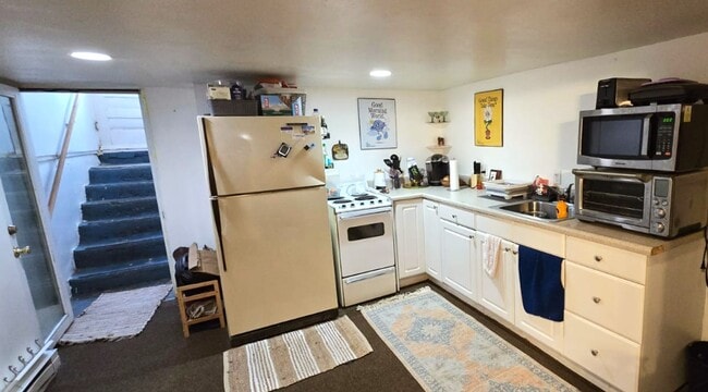 Building Photo - Charming, Spacious Rental in Old Town Fort Collins | Avail. 08/01/2026