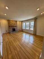 Building Photo - 301 Kambach St