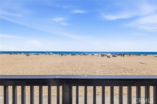 Building Photo - 3010 W Oceanfront
