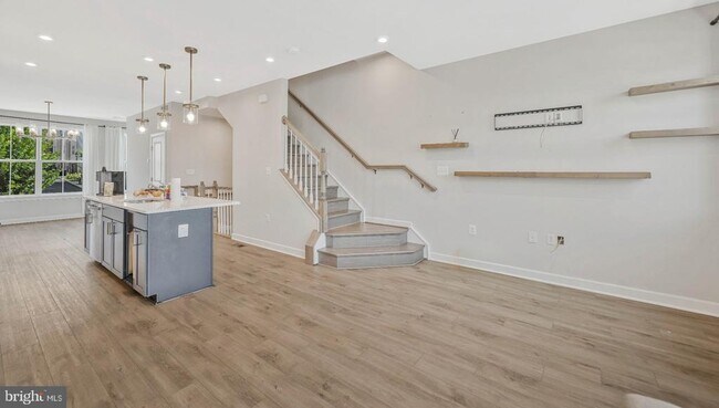 Building Photo - 2820 Dart Dr