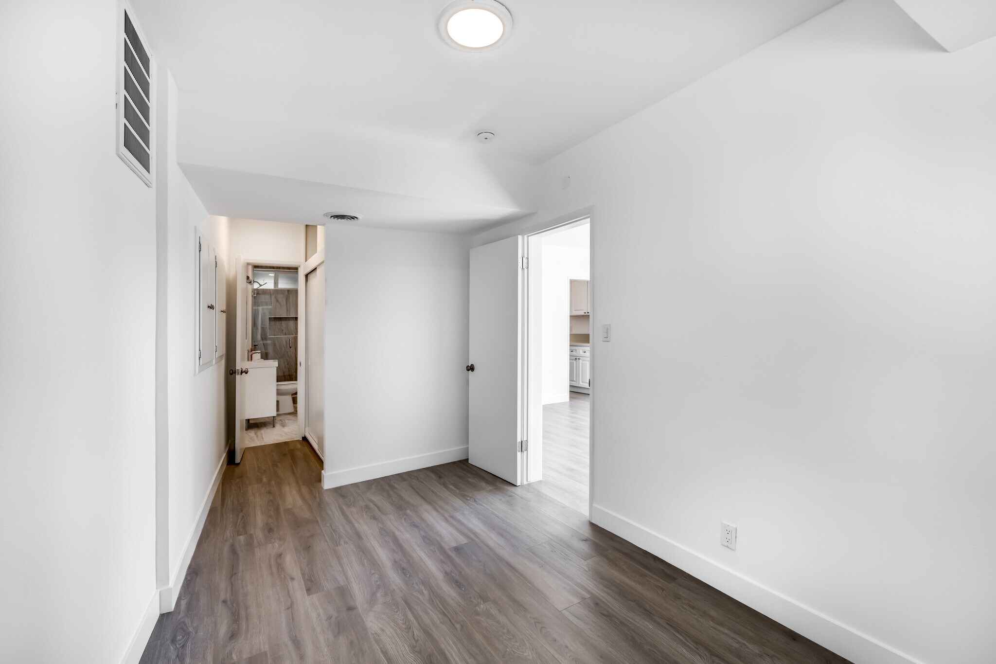 master bedroom - 1724 1/2 Rotary Dr
