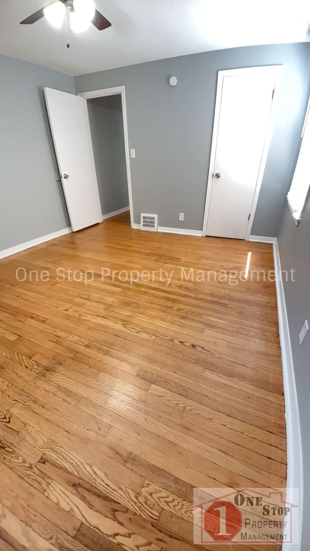 Building Photo - Beautiful 3 Bedroom 2 Bathroom in Kansas City