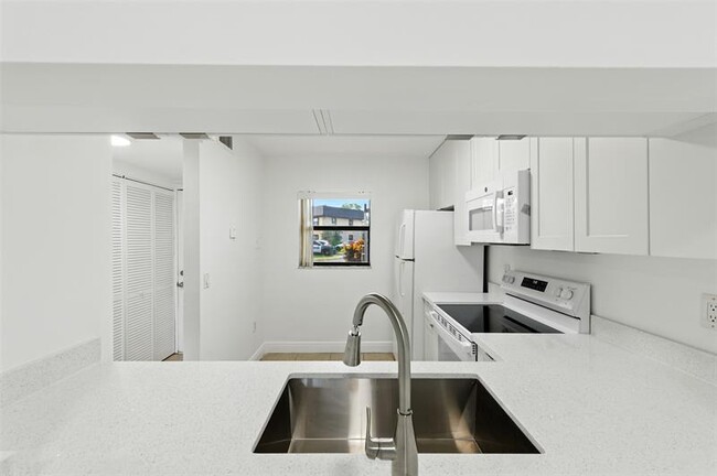 Primary Photo - 141 NW 93rd Ave