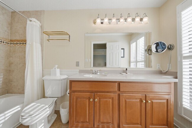 Building Photo - Resort Style Living - KINGSMILL (Graves Ordinary)