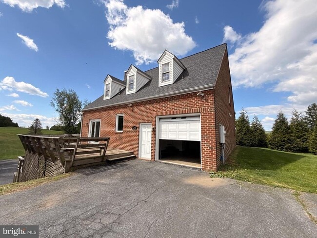 Building Photo - 13886 Berlin Turnpike