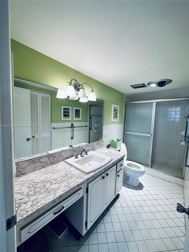Building Photo - 1401 S Ocean Dr