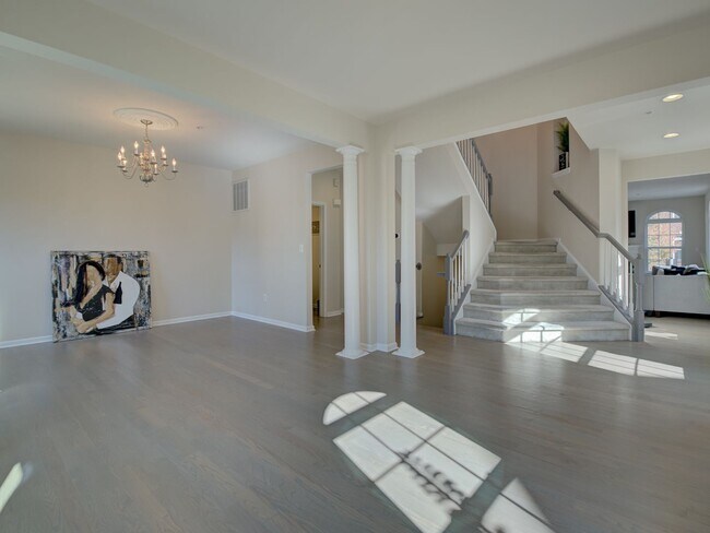 Building Photo - 940 Hall Station Dr