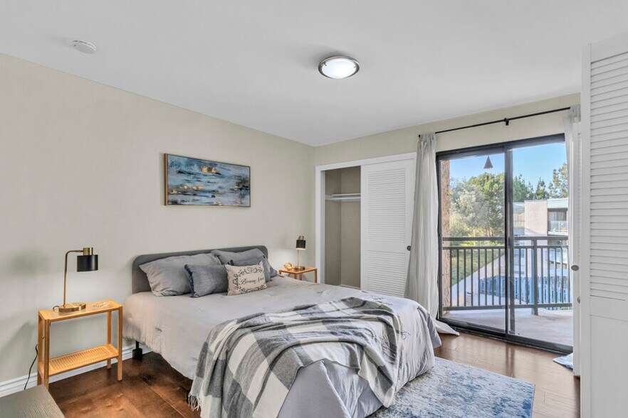 Bedroom #1 - 4499 Via Marisol Via